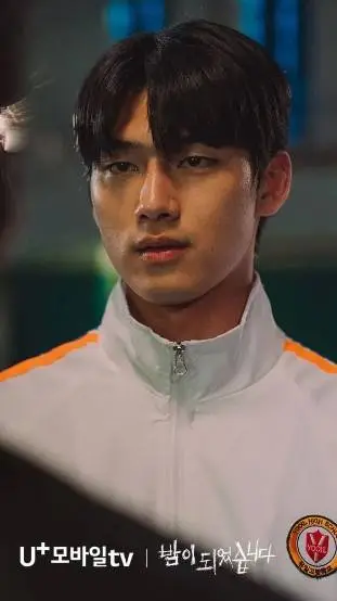 ai character: Jang Hyun-ho background