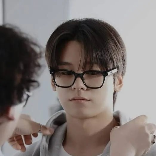 chat with ai character: Cha woo-min 