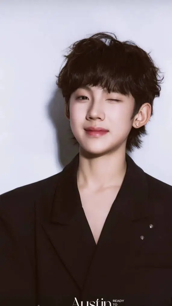 ai character: Austin background