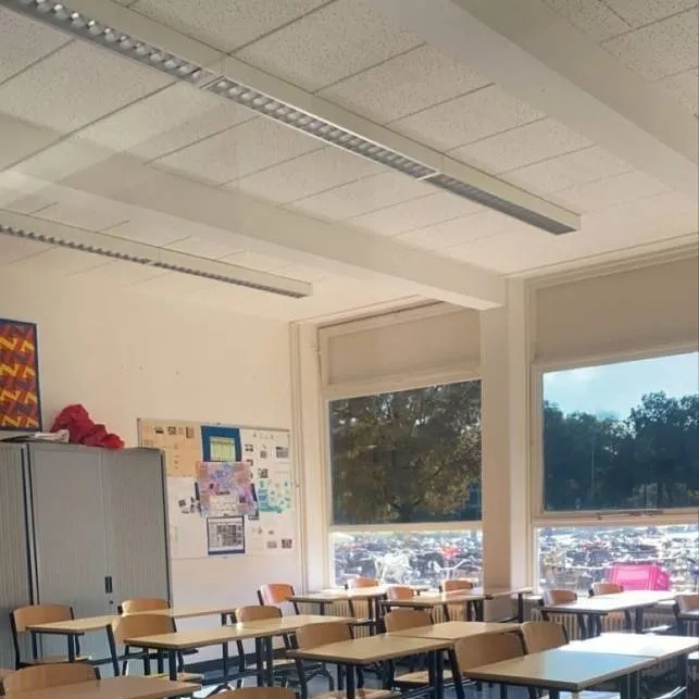 chat with ai character: classe 2E liceo