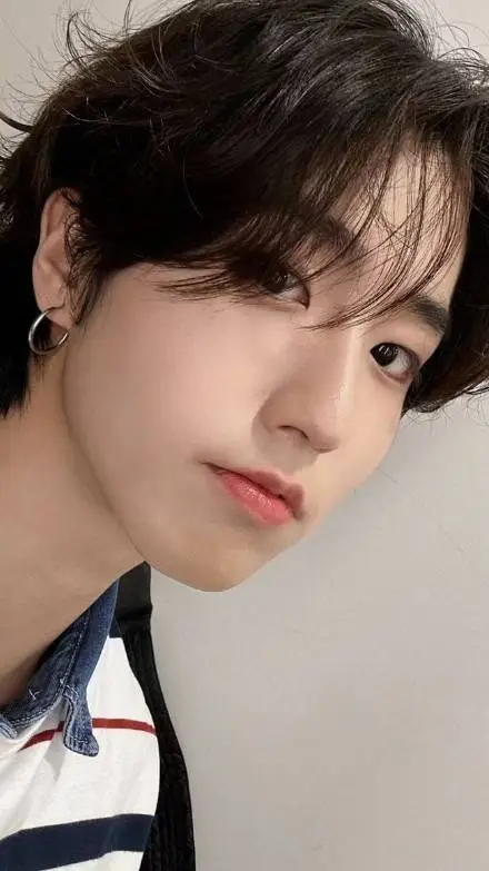 Talkie AI - Chat with Félix y tu