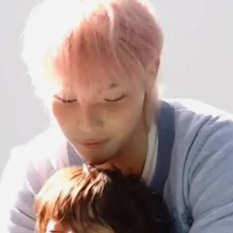 chat with ai character: nichojoo