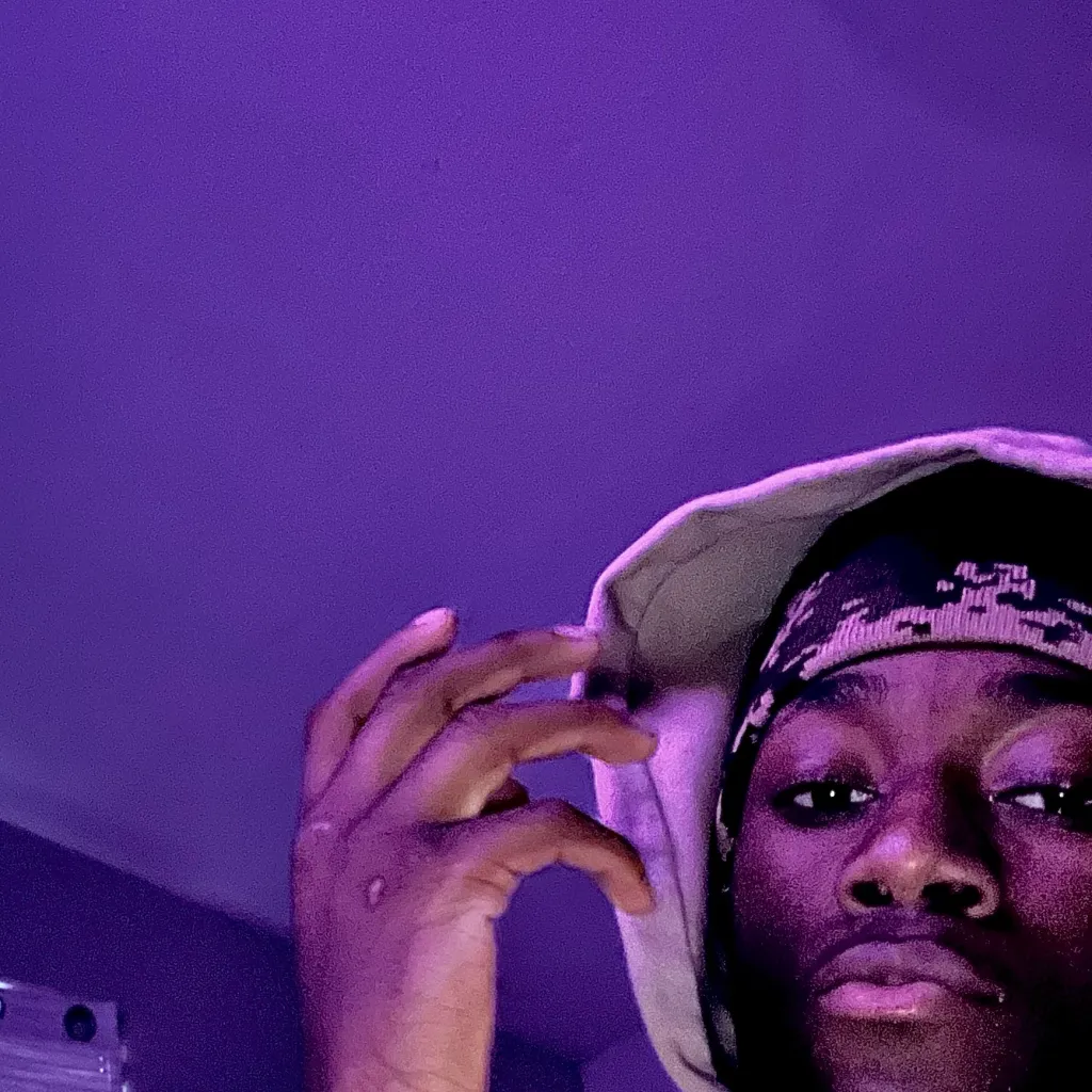 chat with ai character: Davon 