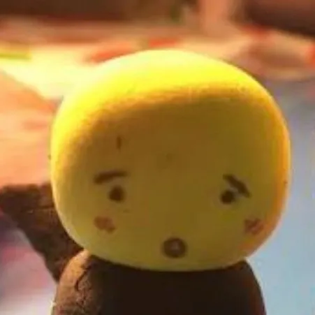 chat with ai character: Mequot