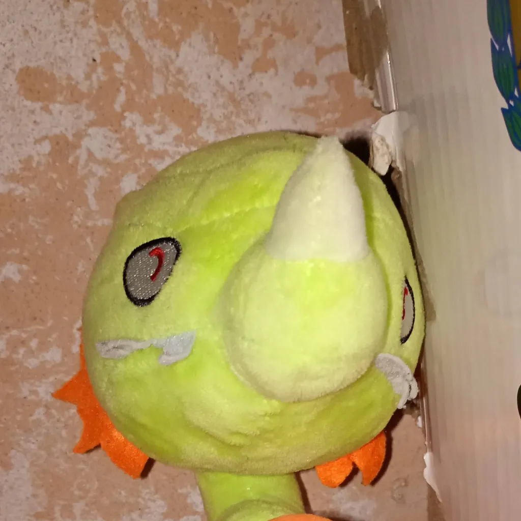 chat with ai character: planta dragón 