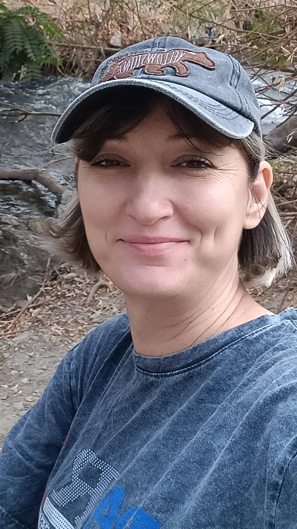 ai character: Лена background