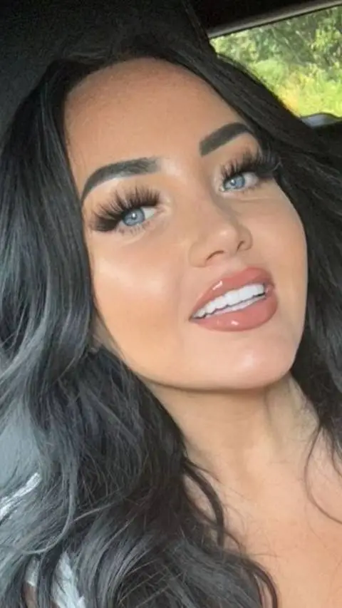 Talkie AI - Chat with Katie