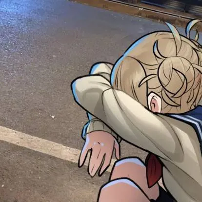chat with ai character: toga