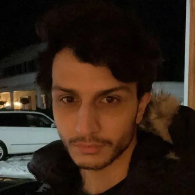 chat with ai character: 𝖕𝖆𝖗𝖐𝖊𝖗