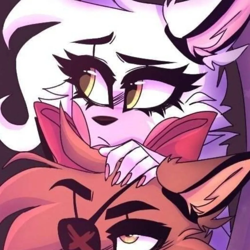 chat with ai character: Foxy X Mangle