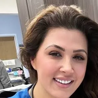 chat with ai character: Julie