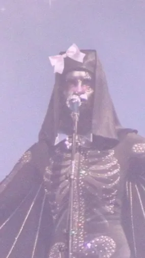 ai character: Skelie Bone Mixy background