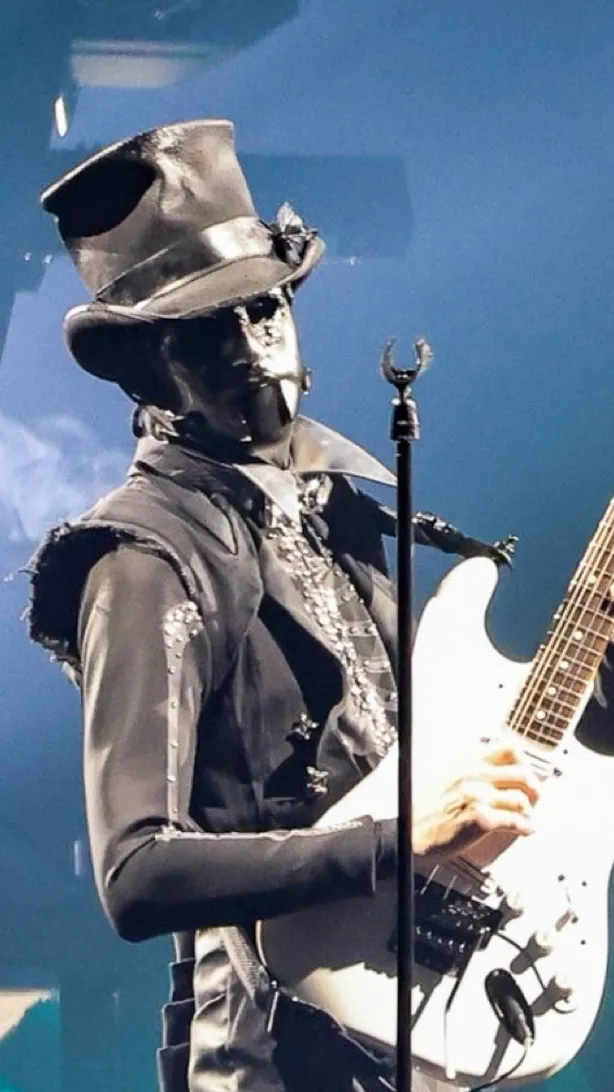 ai character: Skele Dew background