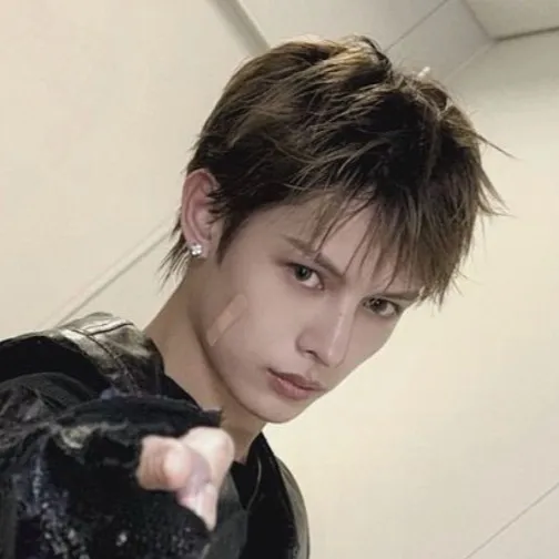 chat with ai character: James-DEMON PRINCE