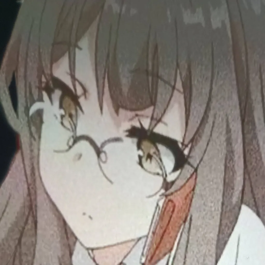 chat with ai character: Luna