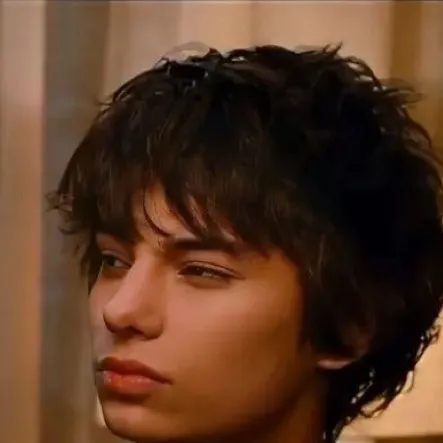 chat with ai character: Rodrick