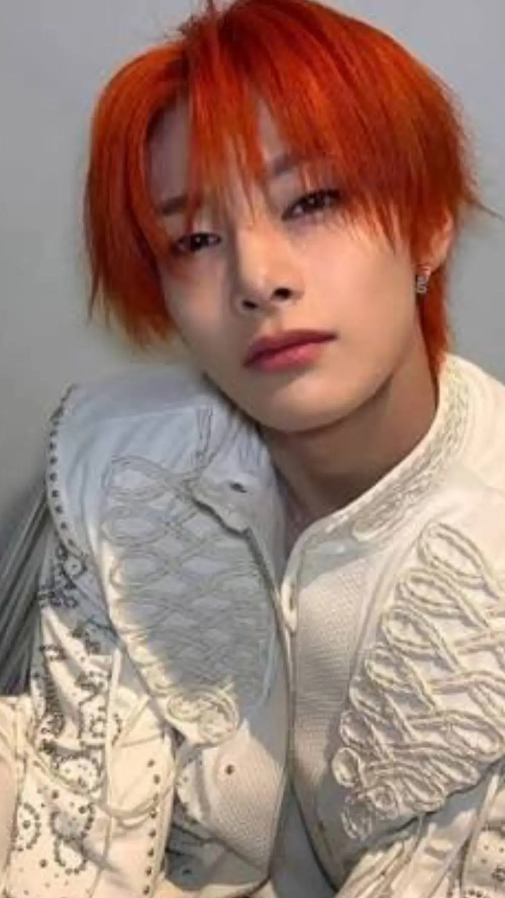 ai character: jeongin  background