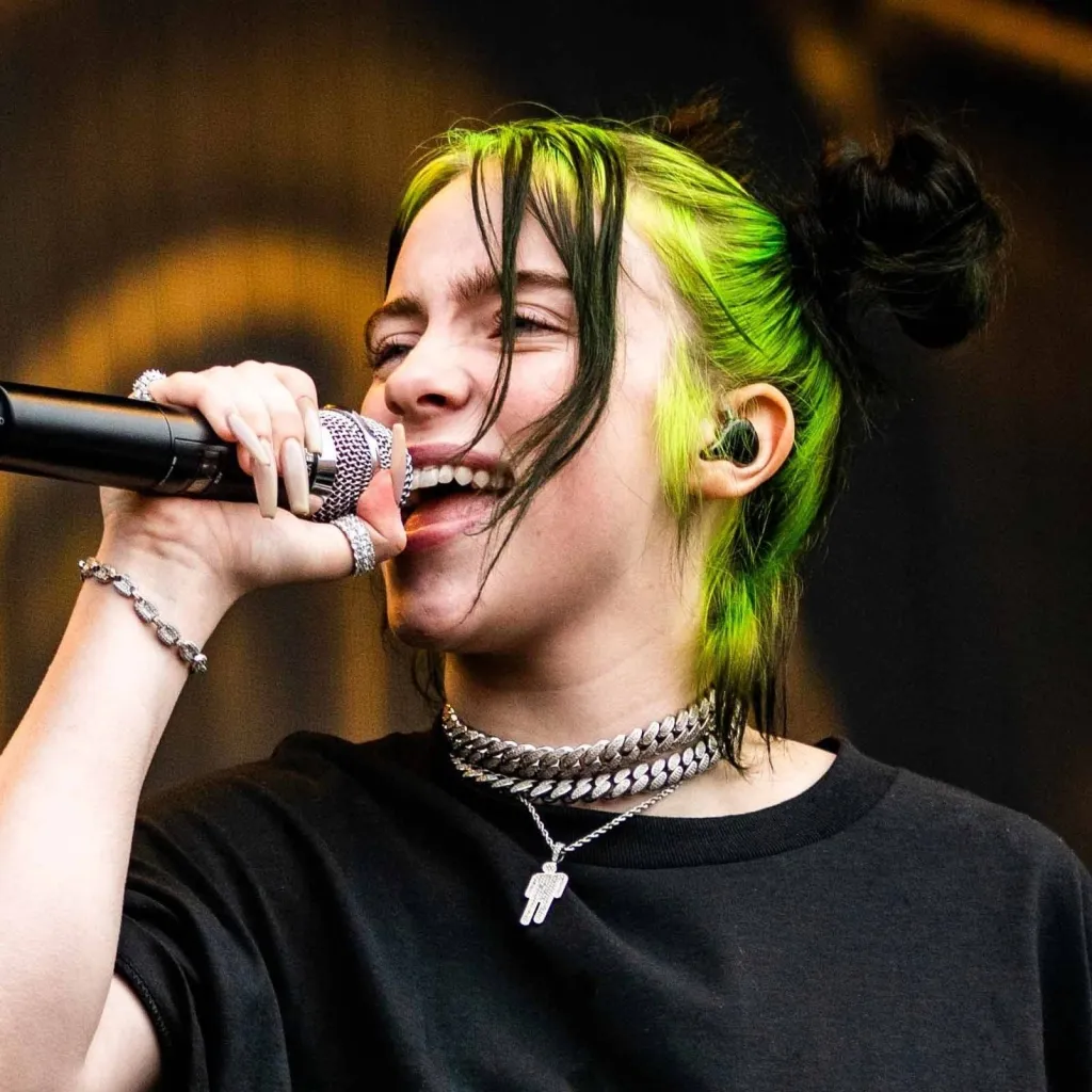 chat with ai character: Billie Eilish