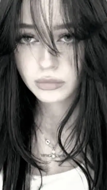 Talkie AI - Chat with Nevada