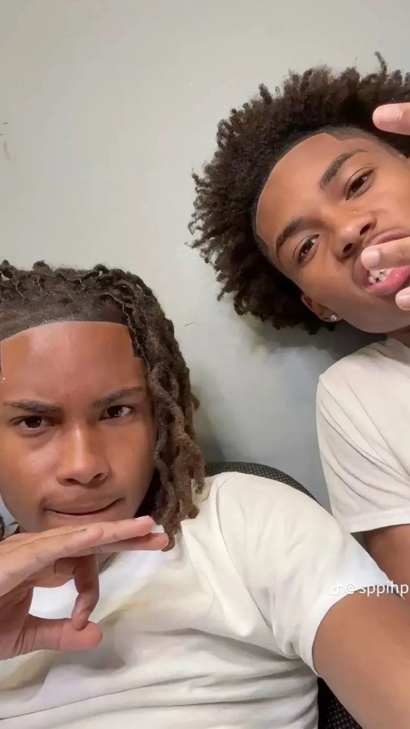 Talkie AI - Chat with Yo older brothers