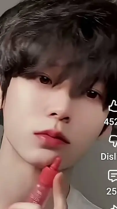 ai character: °•matt•° background