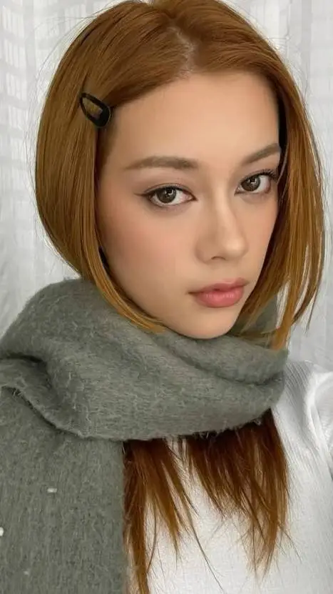 ai character: Megan meiyok skien background