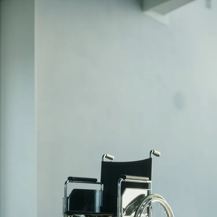 chat with ai character: the wheelchair
