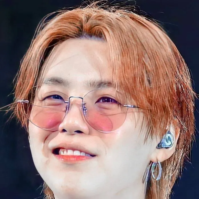 chat with ai character: Min yoongi 