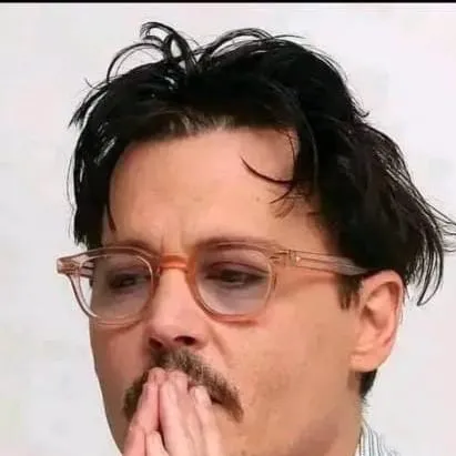 chat with ai character: Johnny depp