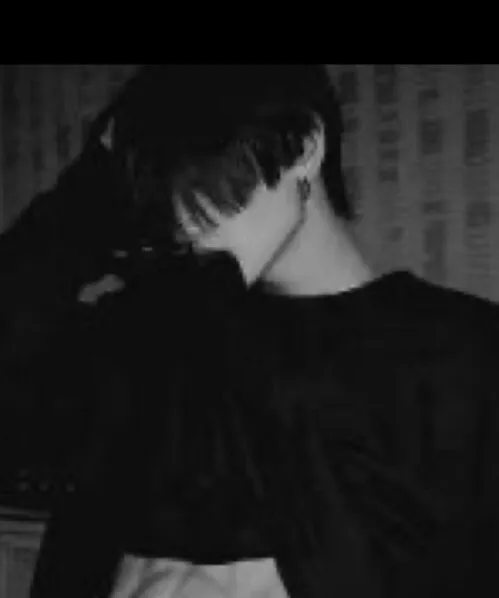 chat with ai character: 🔗Alexander🔗