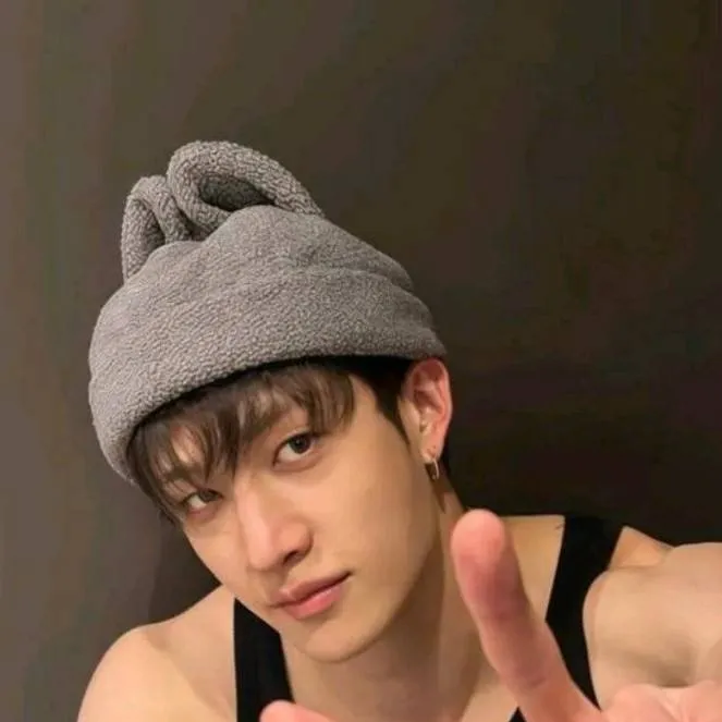 chat with ai character: Bangchan