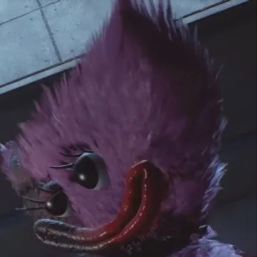 chat with ai character: Injured kissy