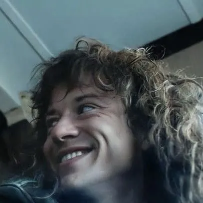 chat with ai character: Eddie Munson 