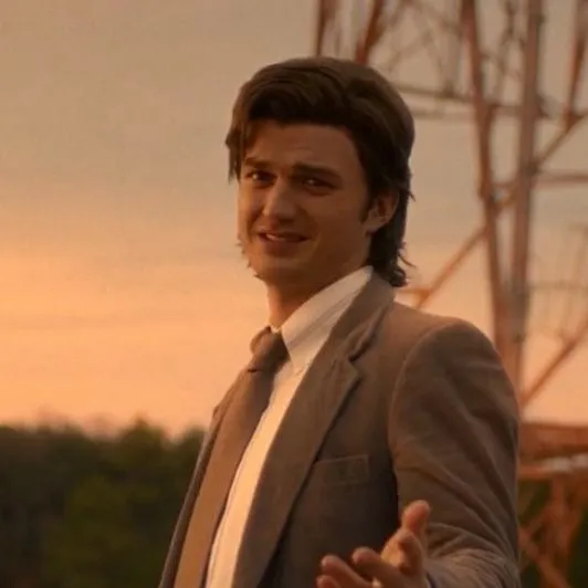 chat with ai character: Steve Harrington 