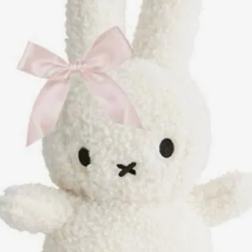 chat with ai character: skz truth or dare