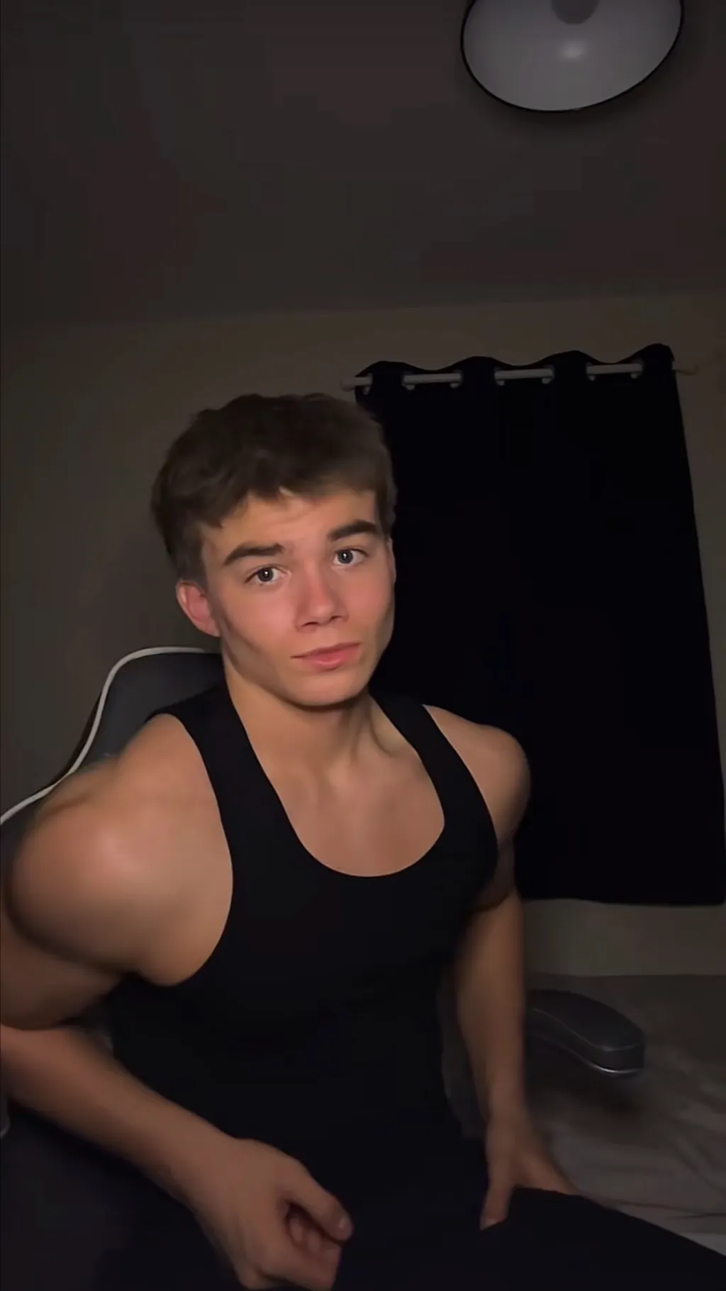 ai character: Corben  background