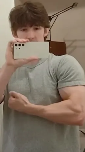 Talkie AI - Chat with Albert