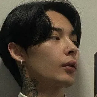 chat with ai character: Tim kai 🖤