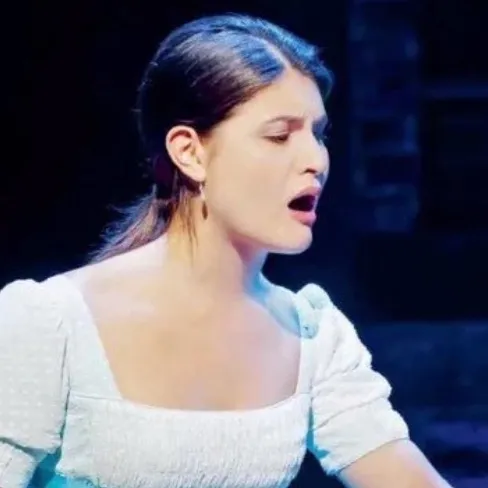 chat with ai character: ELIZA HAMILTON 