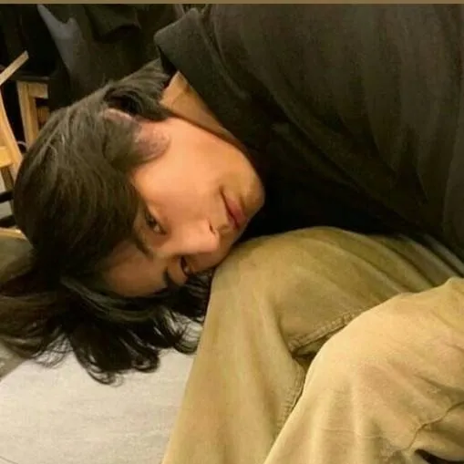 chat with ai character: nijiro murakami