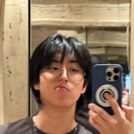 chat with ai character: han jisung