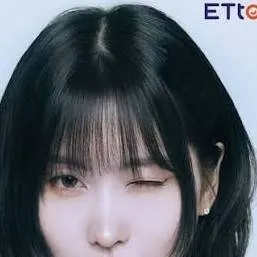 chat with ai character: MomitooooooTWICE