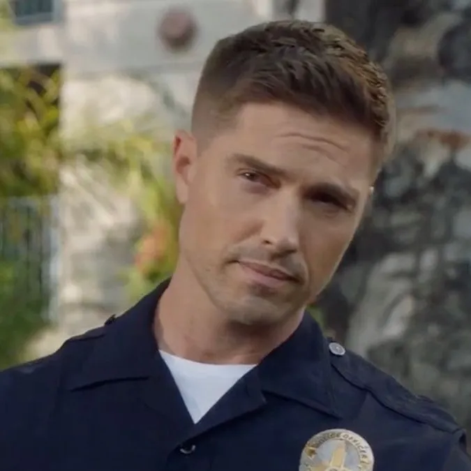 chat with ai character: Tim Bradford