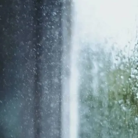 chat with ai character: lluvia en kny