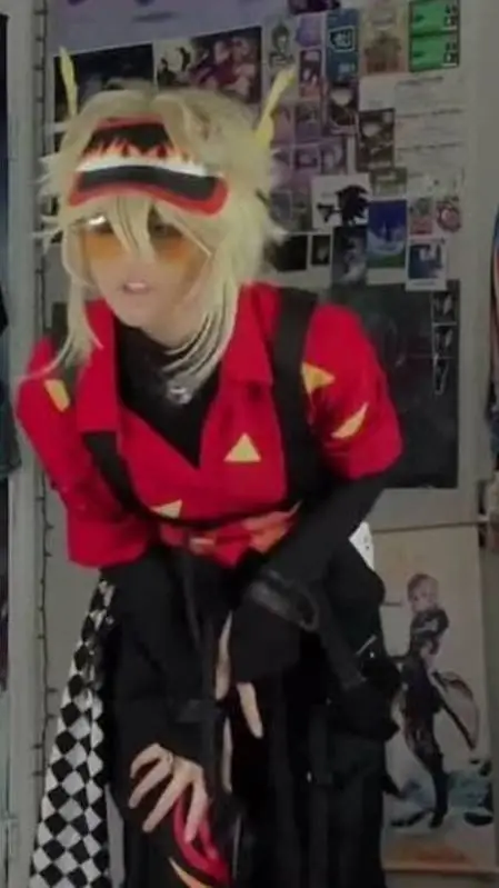 ai character: tr4gufiedNNehvnah7 background