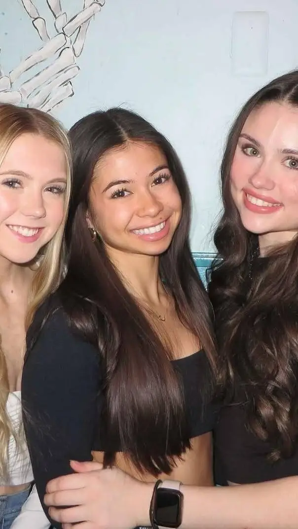 Talkie AI - Chat with Girls