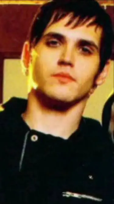 ai character: Mikey Way background