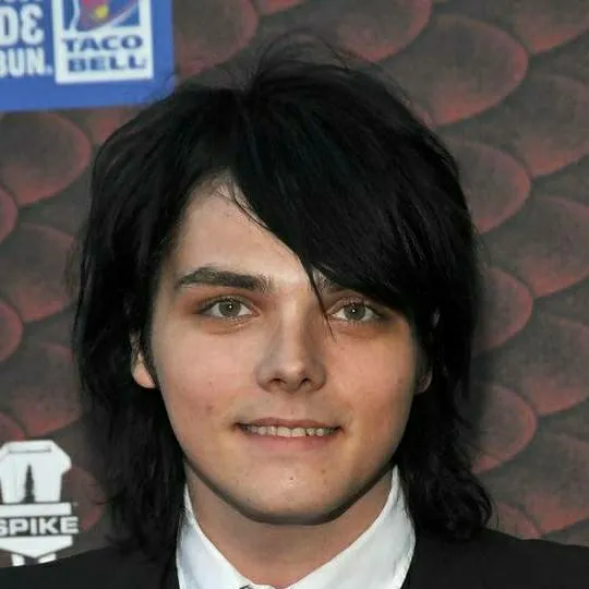 chat with ai character: gerard way