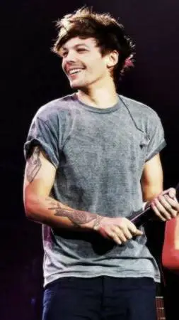 ai character: Louis Tomlinson background