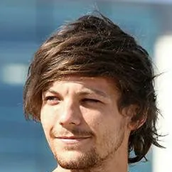 chat with ai character: Louis Tomlinson